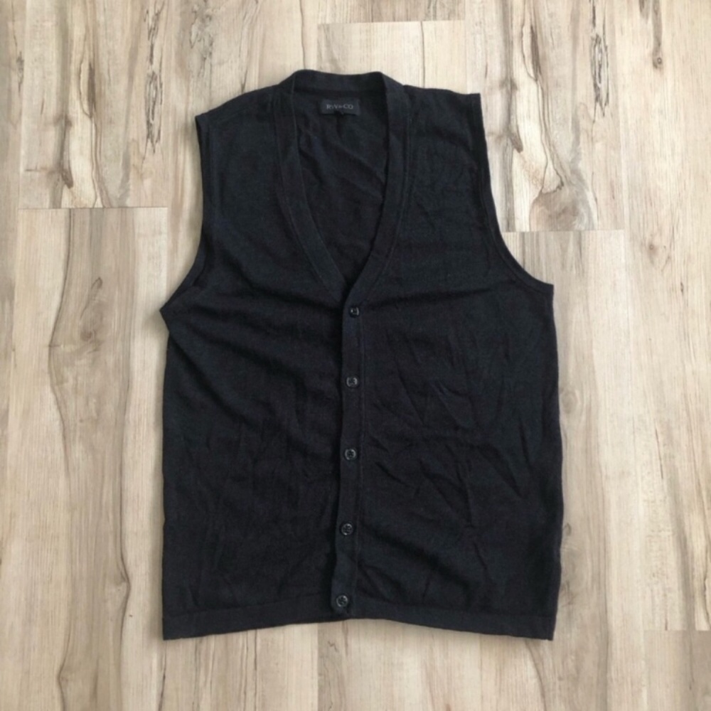 RW&CO. Grey Button-Up Sweater Vest